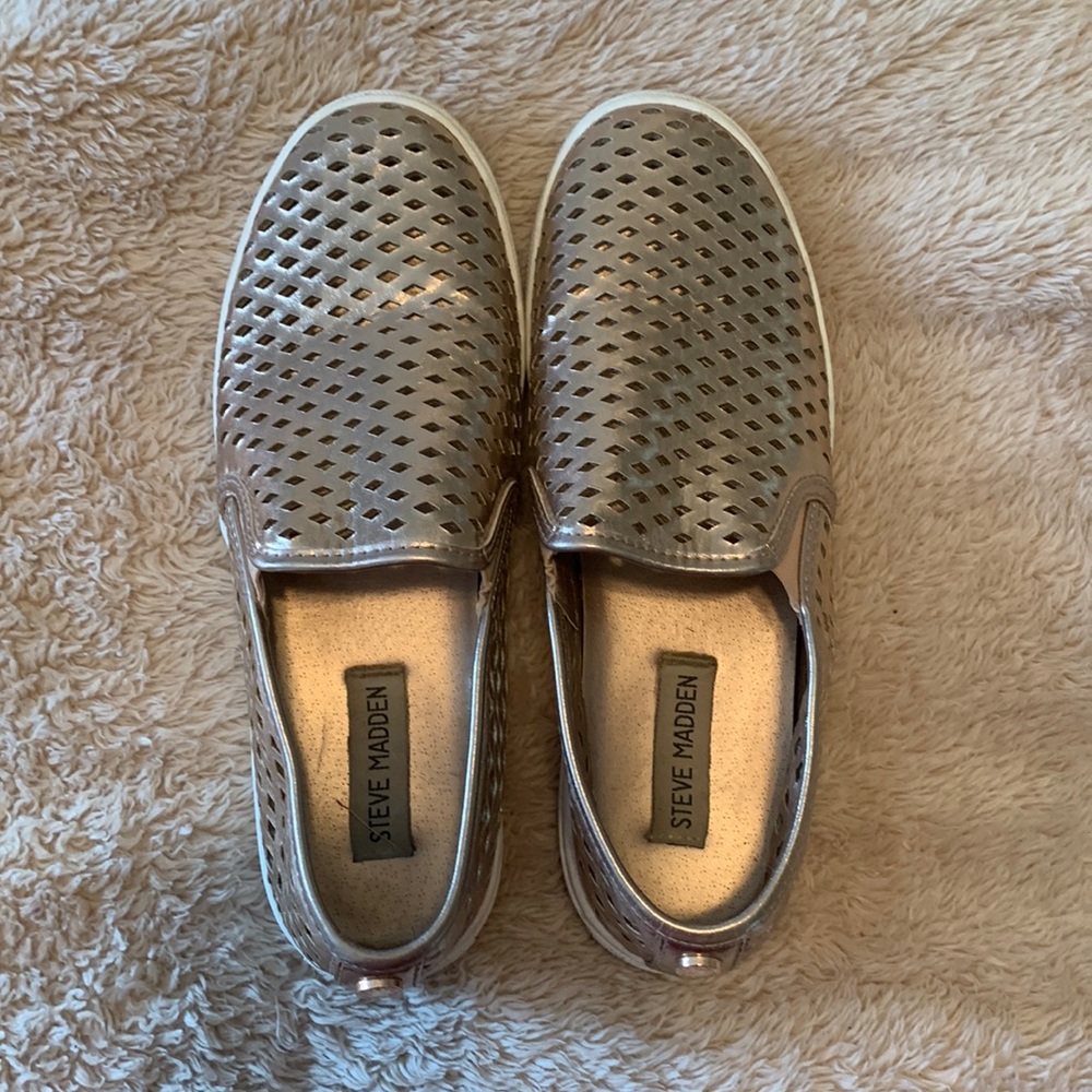 Steve Madden rose gold espadrilles